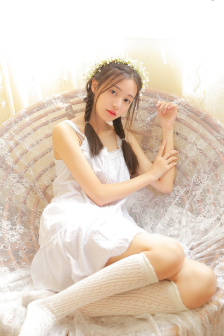 粗长巨龙挤进美妇
